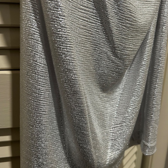 NWT Morgan & Co. Silver/White Sleeveless Cocktail Evening Mini Dress - Picture 4 of 7